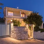 Kassiopi View Villas-Corfu-Villa Eleni,4 bedrooms,large private pool,prime location