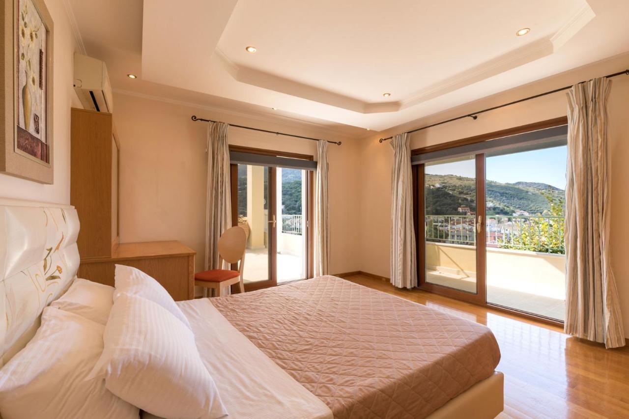 View Villas-corfu-villa Eleni,4 Bedrooms,large Private Pool,prime Location *